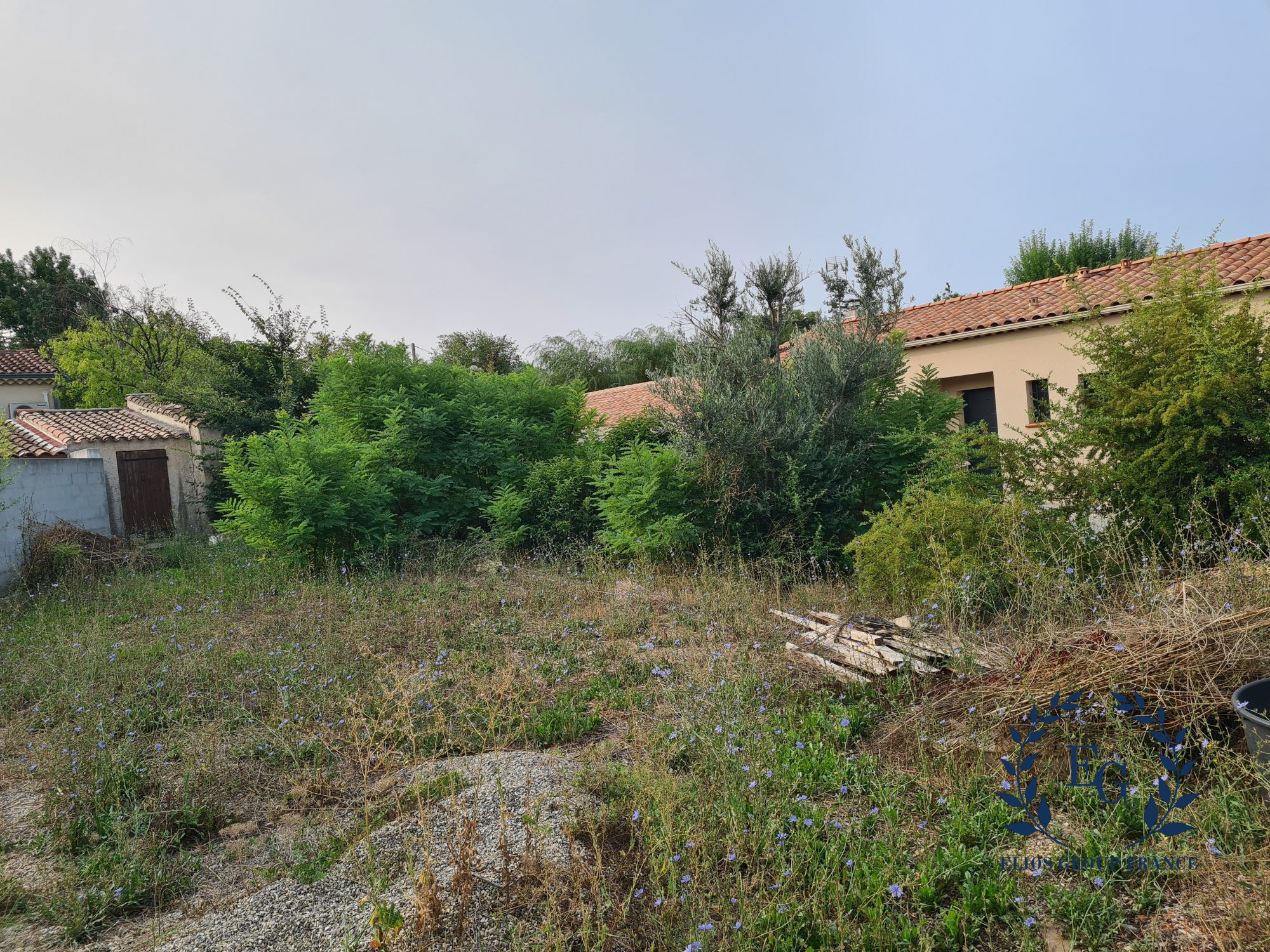 À vendre – Terrain constructible de 323 m² – Bouc Bel Air-nobilis-immobilier-image1