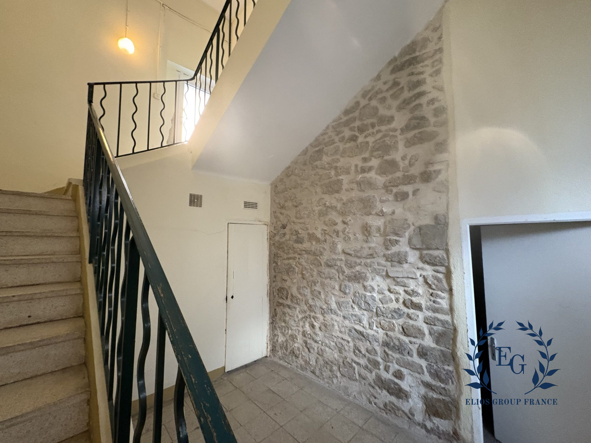 Immeuble de rapport centre ville de Brignoles-nobilis-immobilier-image1